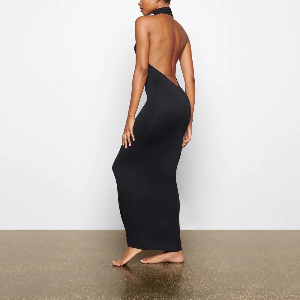 SKIMS Smooth Lounge Low Back Halter Dress Onyx Medium